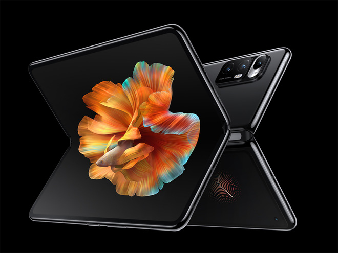 Galaxy Z Fold3 khiến Xiaomi phải suy nghĩ lại về kế hoạch smartphone màn hình gập của mình - Ảnh 1.